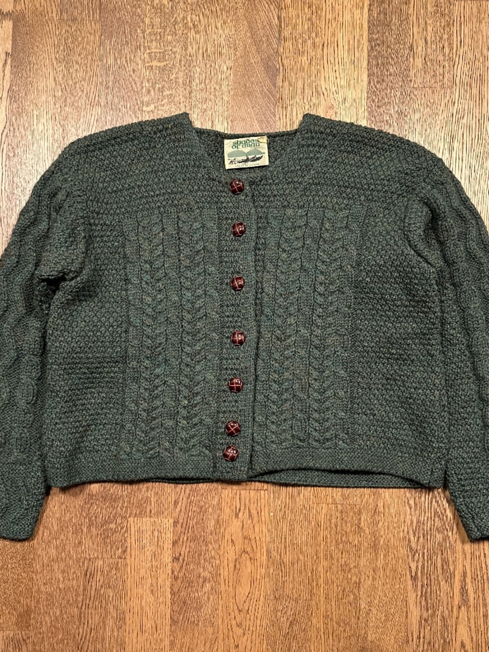 Vintage Shades of Aran Wool Cropped Green Cable Knit Cardigan Sweater Womens L